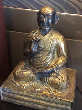 骨董品買取の専門店