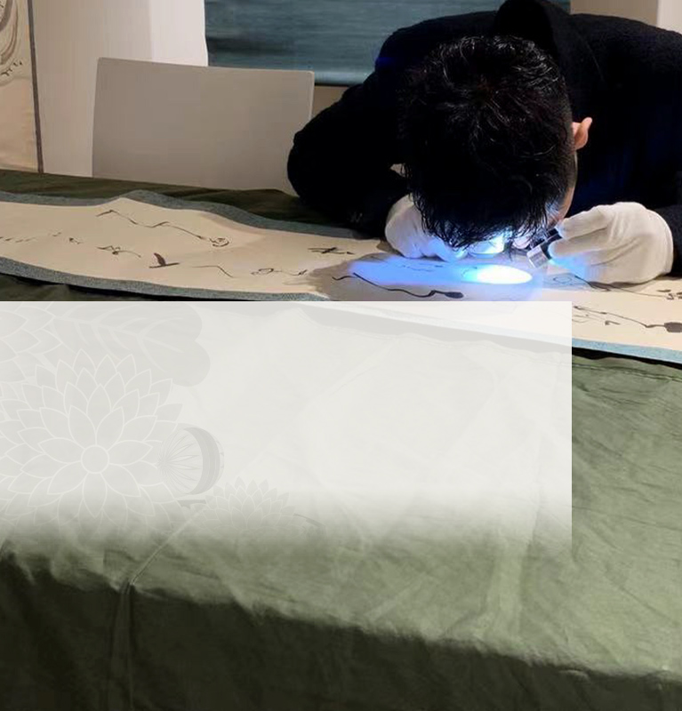 骨董品買取の専門店